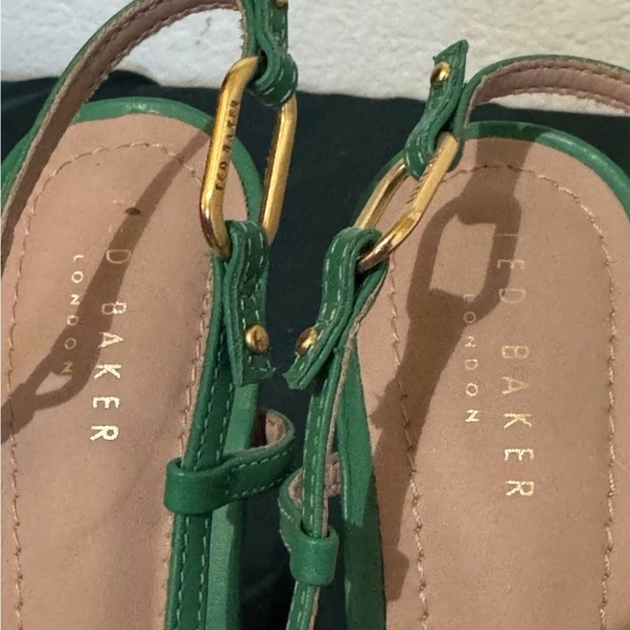 Ted Baker, EUR 37, US 6/6.5, Green Cayena Block Heel Square Toe Leather  Heels - Picture 3 of 6